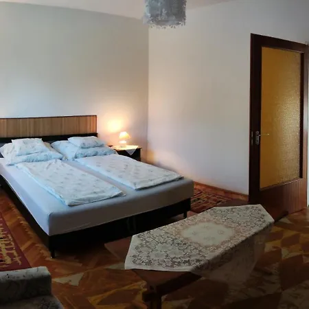 Nefelejcs Nyaralo * Balatonmáriafürdő